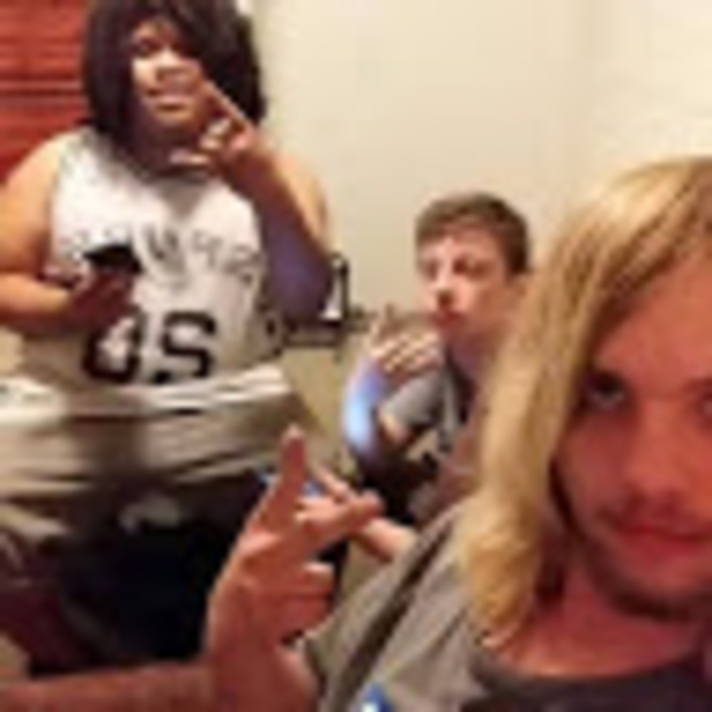 Meet your Posher, Manny